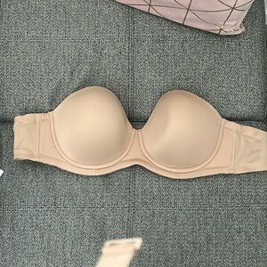 Wacoal Red Carpet strapless bra